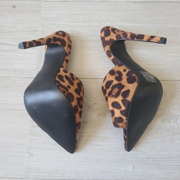 New EGO Leopard Print Pointy Toe Mules Sandals - Picture 5 of 7